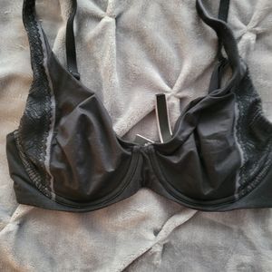 VS BLACK BRA